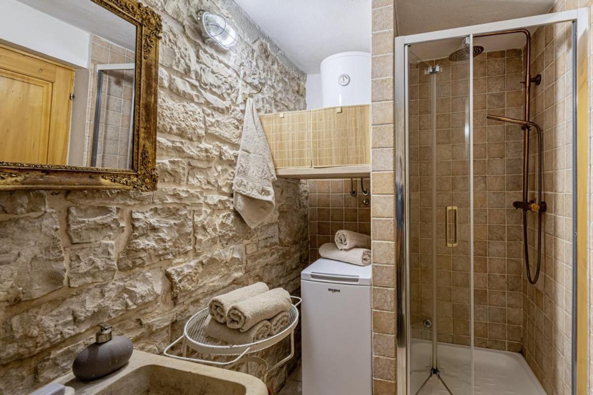 Una In Kranjcici - Haus Fuer 5-6 Personen Svetvinčenat Esterno foto