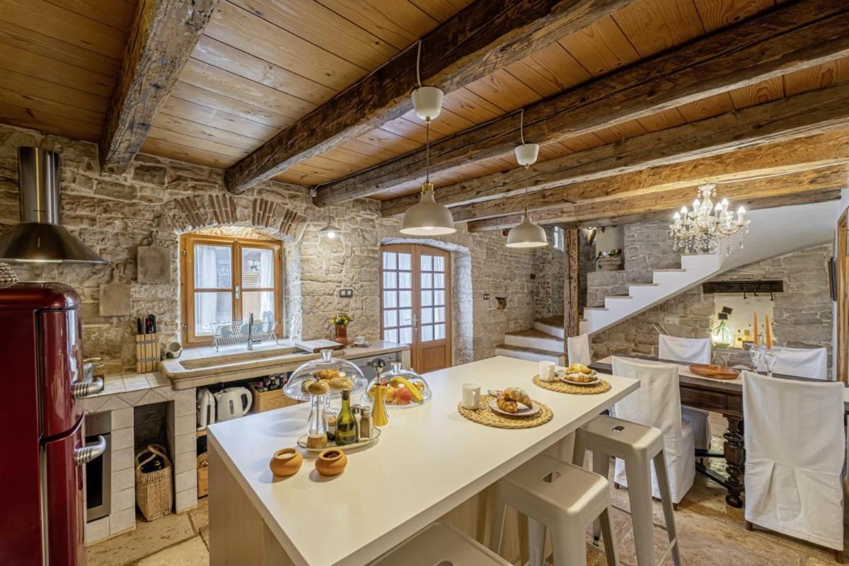 Una In Kranjcici - Haus Fuer 5-6 Personen Svetvinčenat Esterno foto